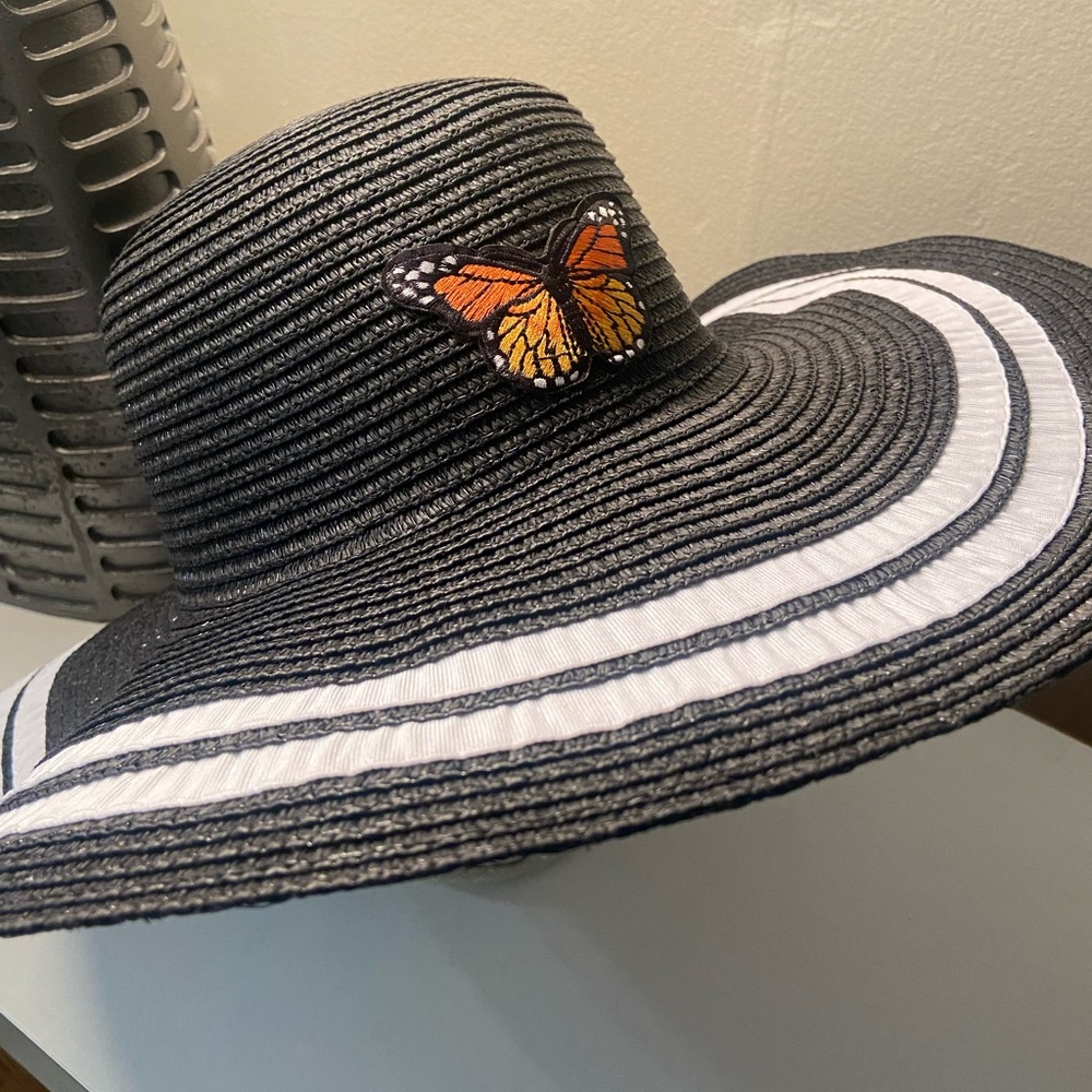 Big Sunhat - Picture 2 of 4